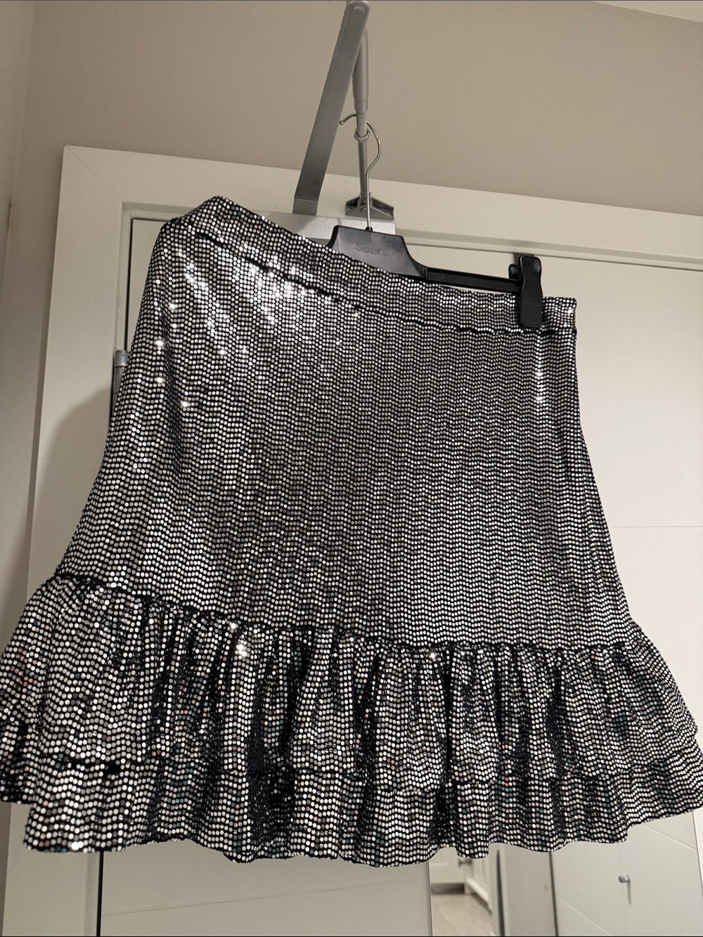 Michael Kors Silver Sequin Mini Skirt with Ruffle Hem